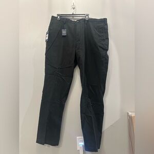 NWT Polo Ralph Lauren Men's Black Pants. Men’s 44Tx36